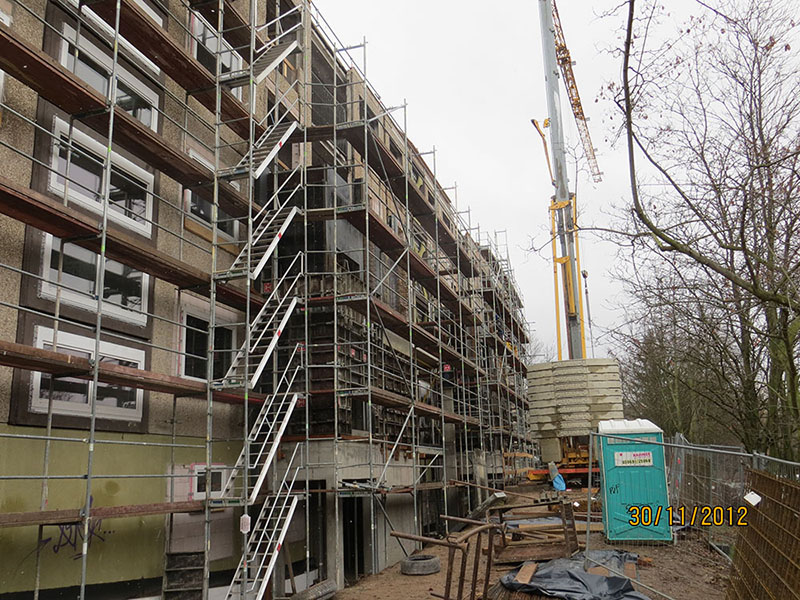 Umgestaltung einer Plattenbauschule zu einer altersgerechten Wohnanlage in Erfurt Heckenrosenweg